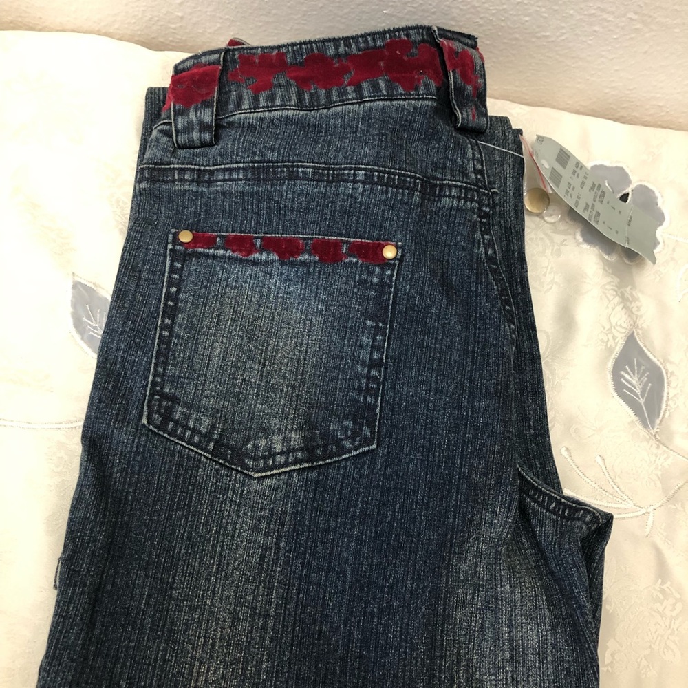 Cache Novelty Denim with Design on Waist and Pockets Women's Size 6 Dark Wash - Picture 3 of 16